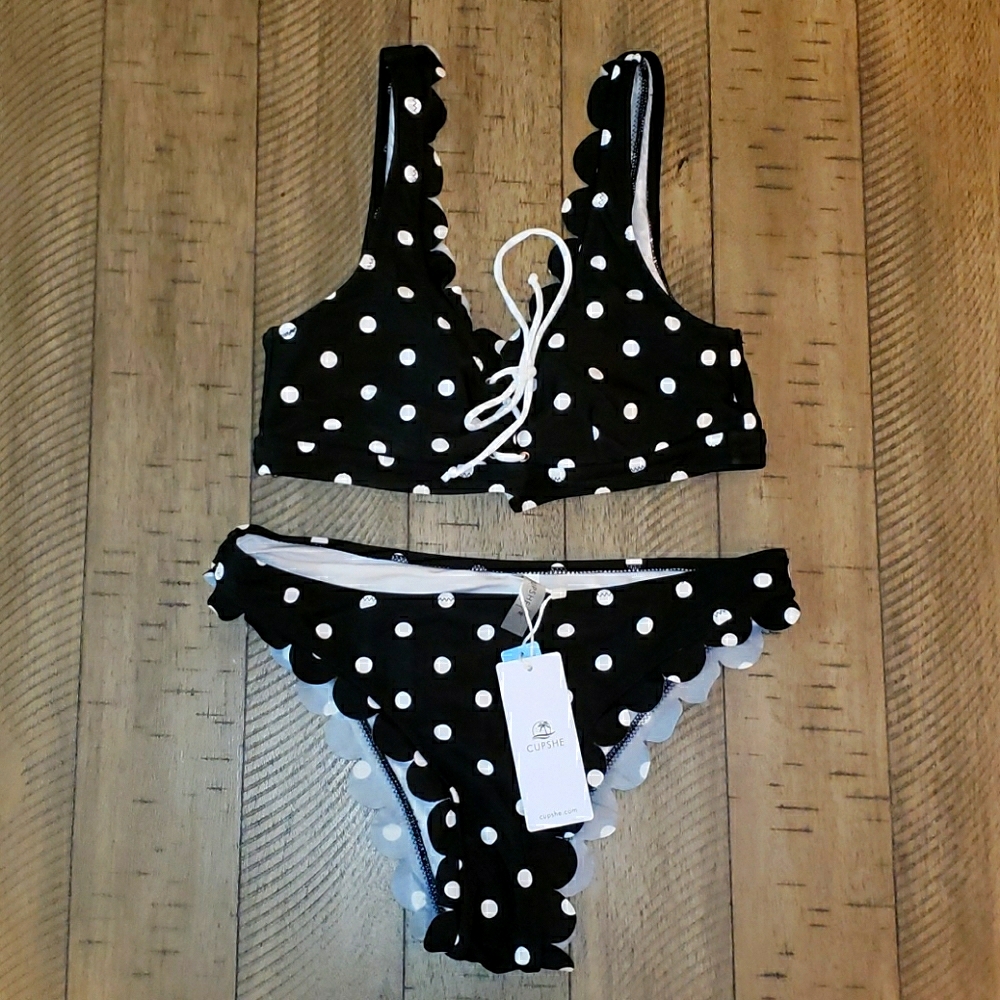 Polka Dot Bikini 👙